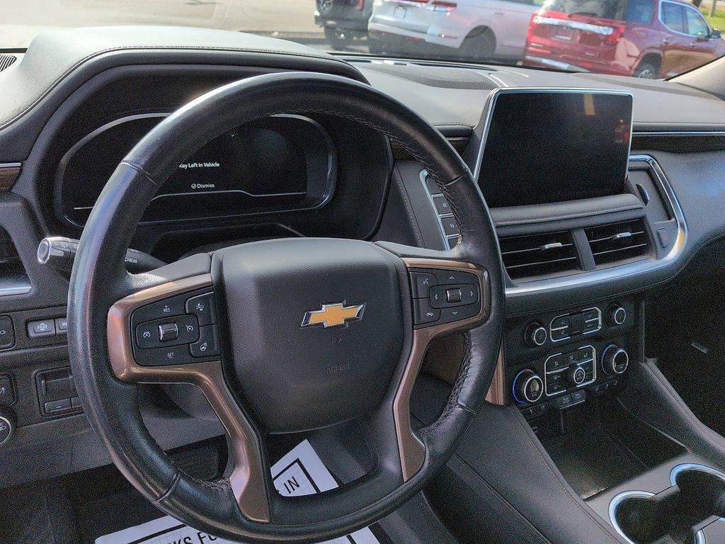 Used 2022 Chevrolet Tahoe High Country w/ Premium Package AWD/4WD image 9