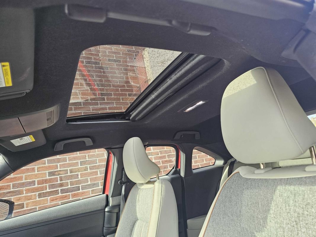 Used 2022 MAZDA MX-30 Electric w/ Premium Plus Pkg image 22