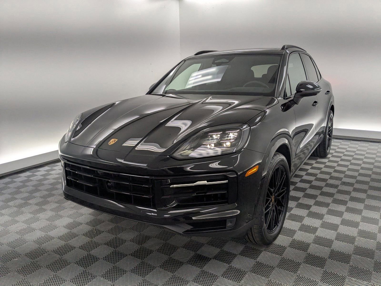 New 2026 Porsche Cayenne AWD/4WD image 1