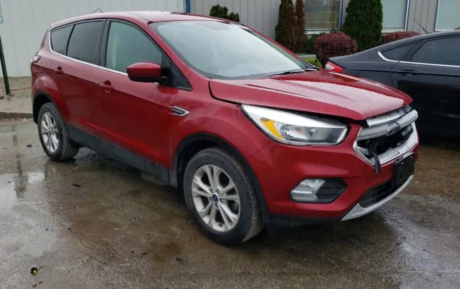 Used 2017 Ford Escape SE w/ SE Cold Weather Package image 48