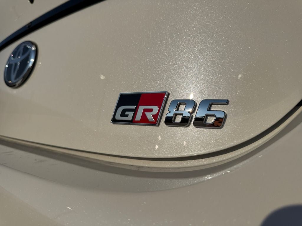New 2026 Toyota GR86 Premium w/ ALL Weather Mat Package (TMS) RWD image 34