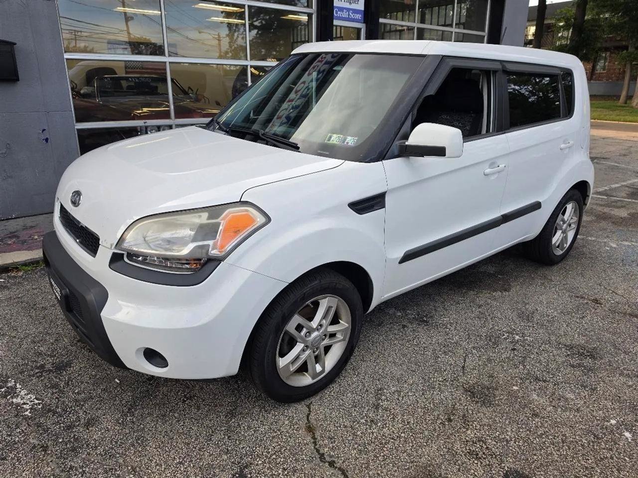 Used 2011 Kia Soul + w/ Audio Pkg