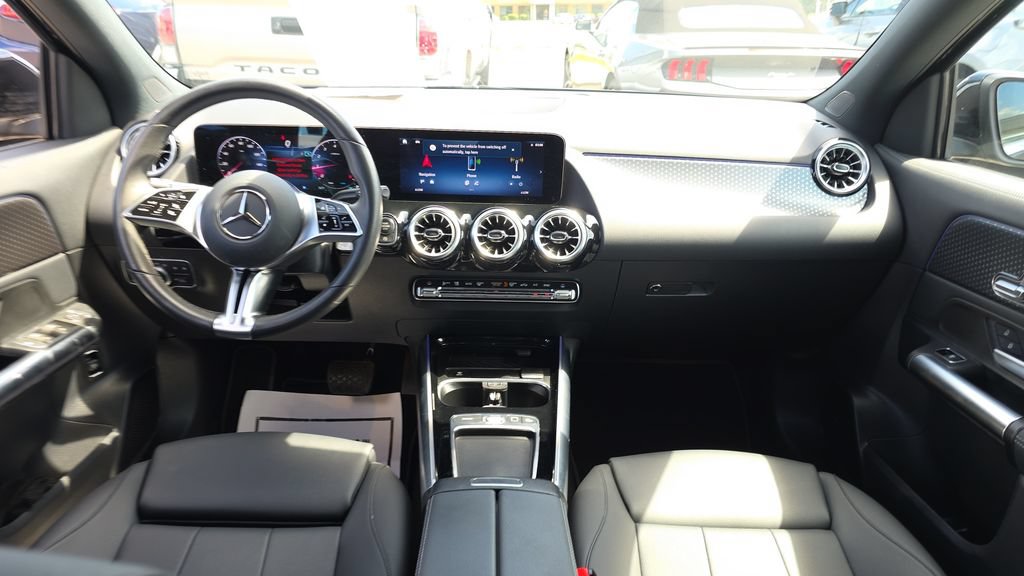 Certified 2025 Mercedes-Benz GLA 250 image 25