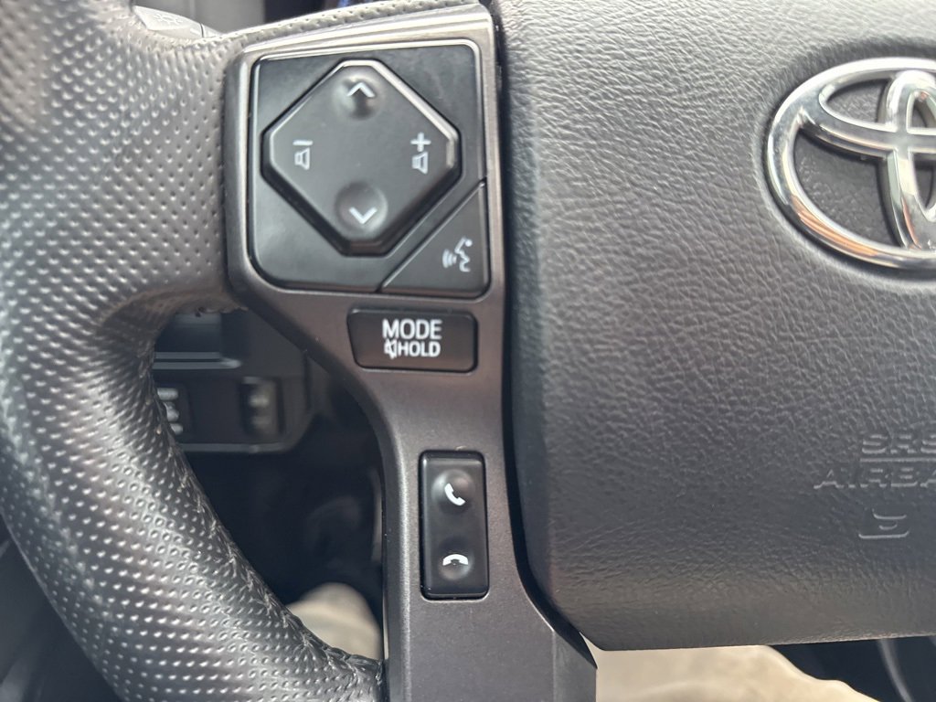 Used 2016 Toyota Tacoma TRD Sport w/ Premium & Technology Package image 26