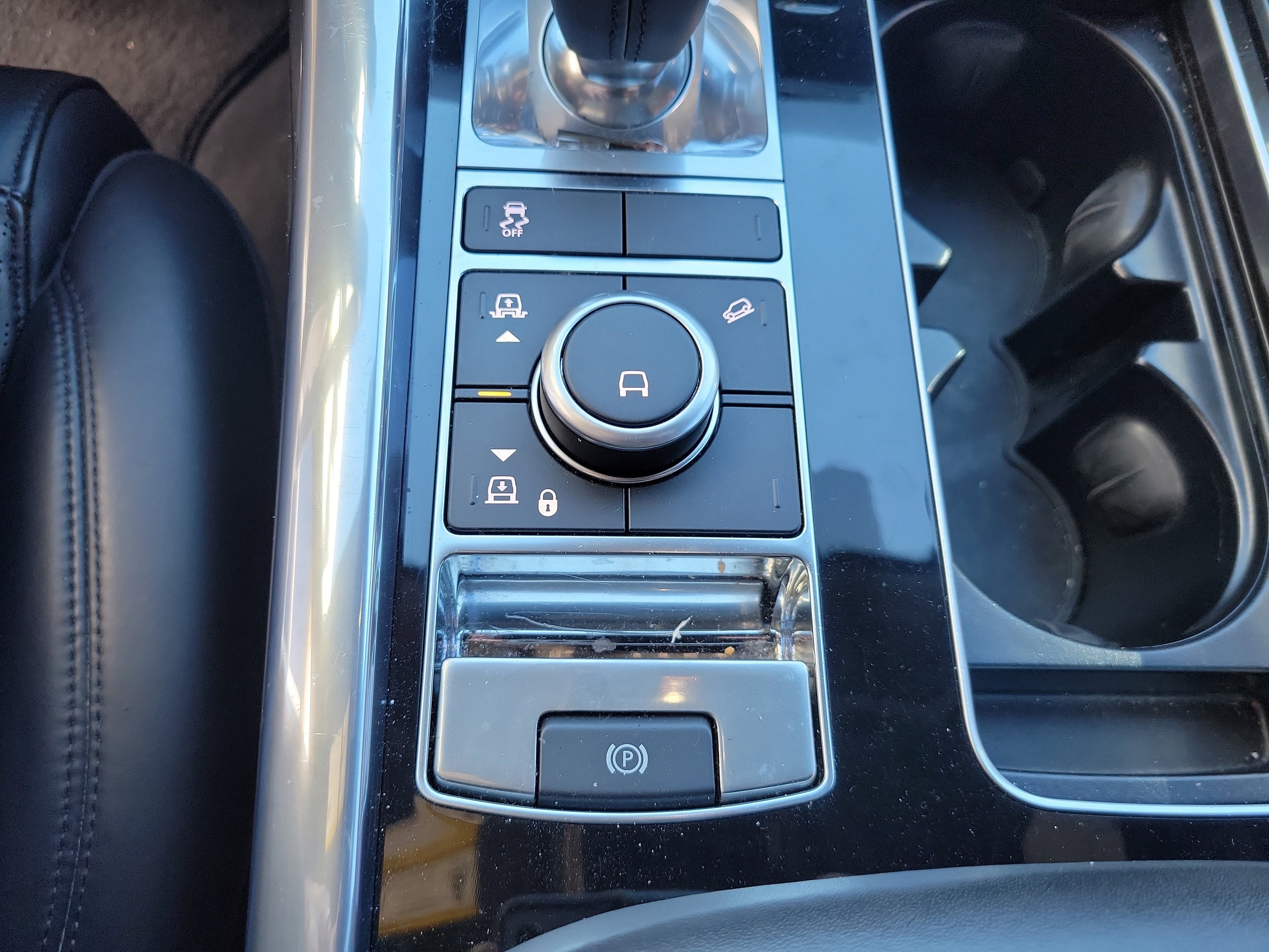 Used 2019 Land Rover Range Rover Sport HSE Dynamic image 27