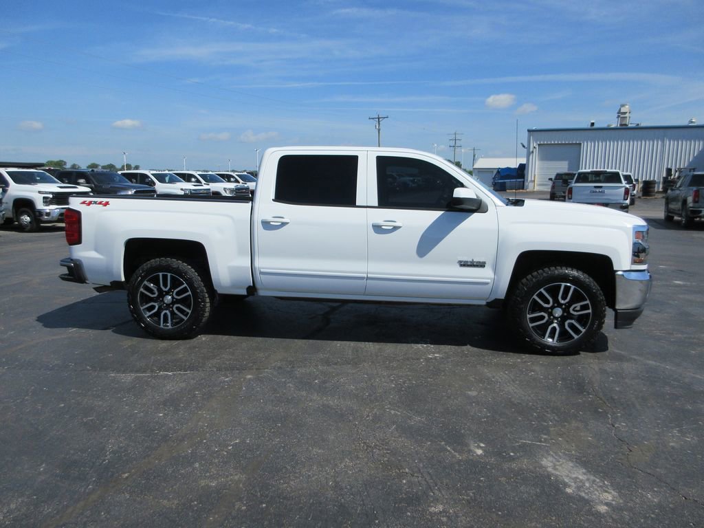 Certified 2018 Chevrolet Silverado 1500 LT w/ Texas Edition AWD/4WD image 6