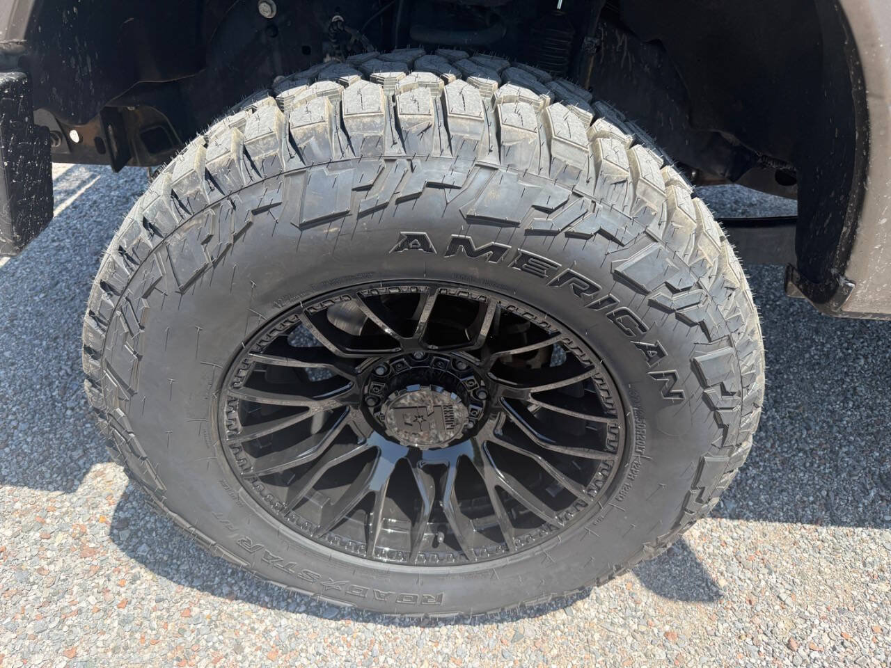 Used 2019 Ford F350 Lariat w/ Lariat Value Package AWD/4WD image 9