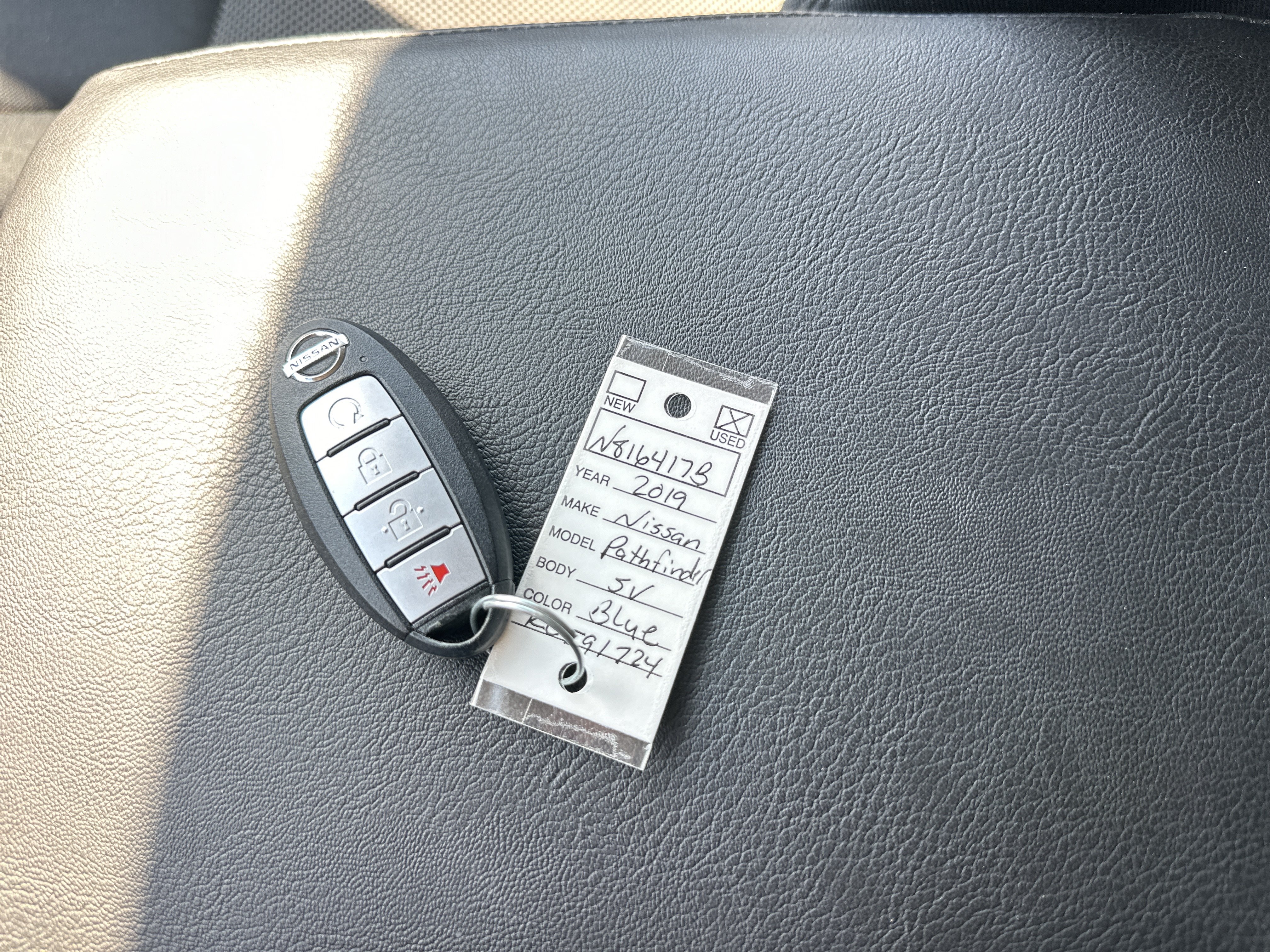 Used 2019 Nissan Pathfinder SV AWD/4WD image 19