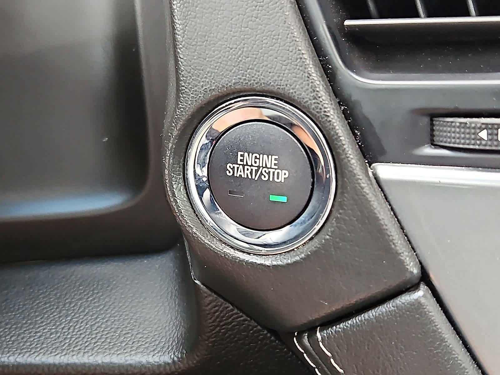 Used 2019 Chevrolet Tahoe LT AWD/4WD image 23