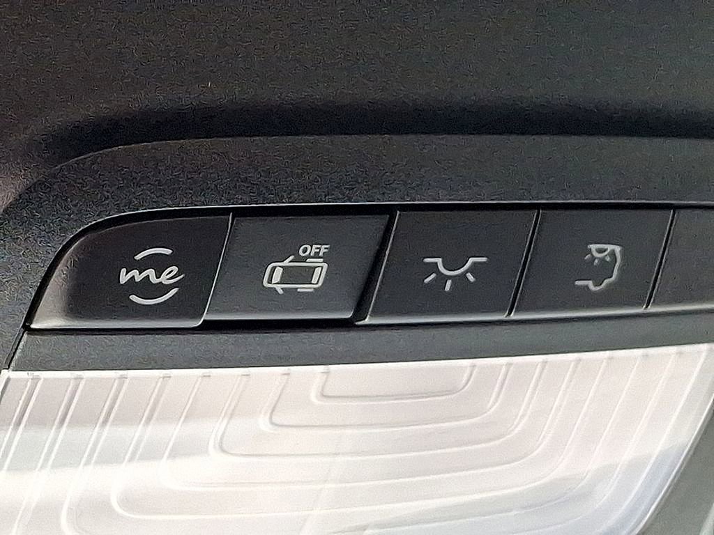 Used 2025 Mercedes-Benz Sprinter 2500 image 24