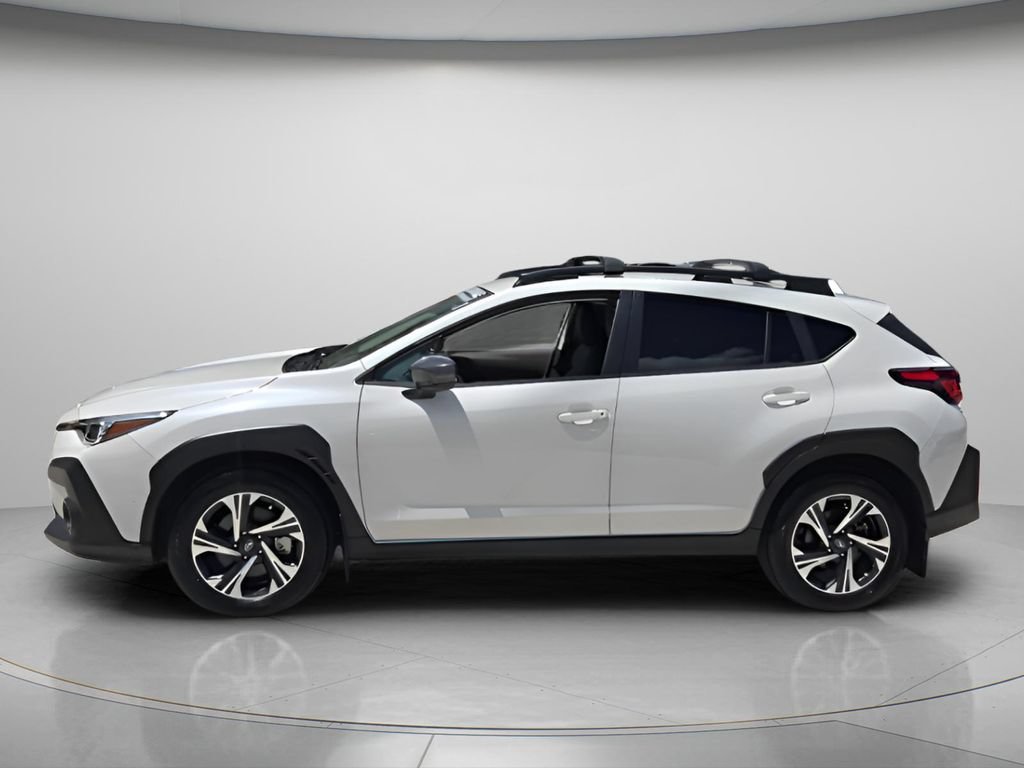 Used 2024 Subaru Crosstrek 2.0i Premium AWD/4WD image 3