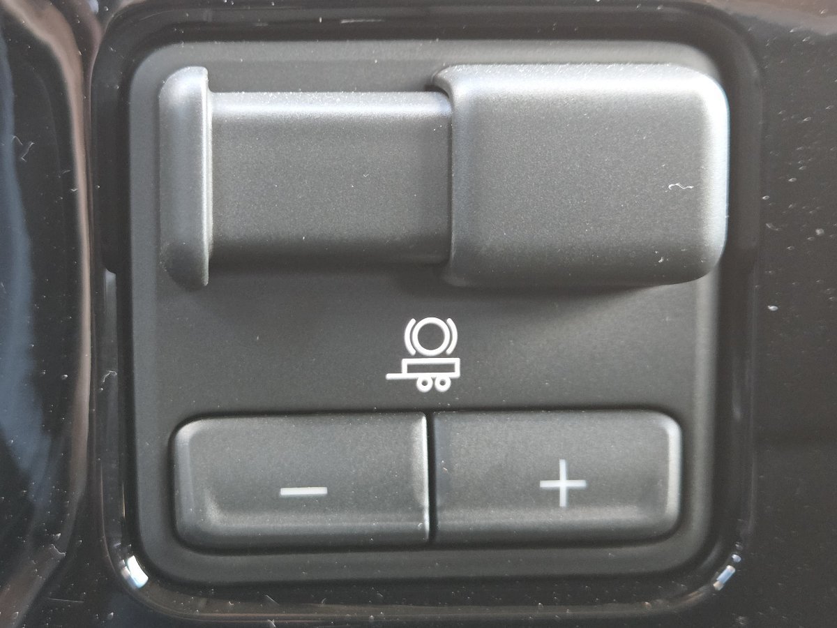 New 2026 Chevrolet Silverado 1500 RST AWD/4WD image 36