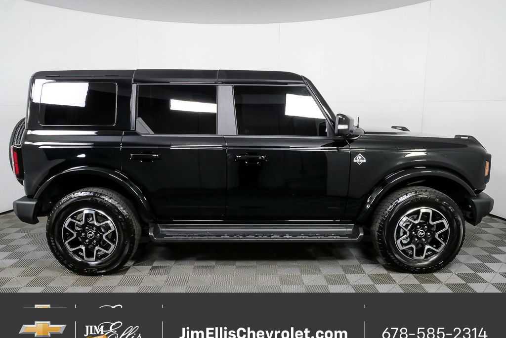 Used 2025 Ford Bronco Outer Banks image 27