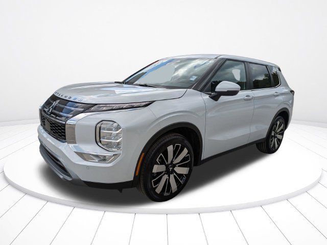 New 2026 Mitsubishi Outlander SE FWD image 8