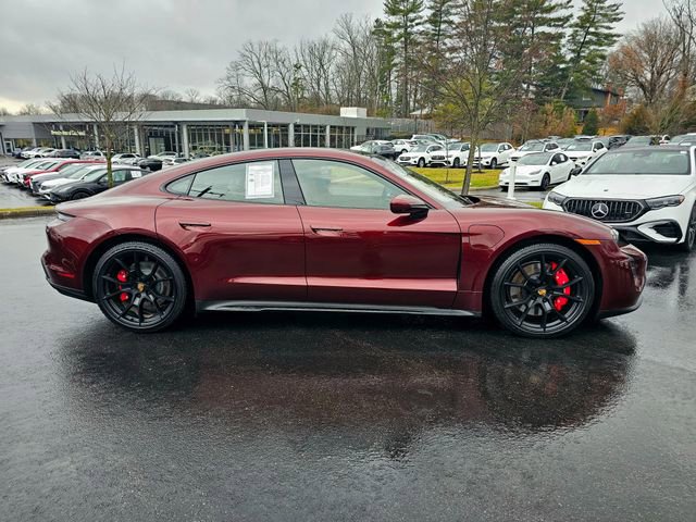 Used 2022 Porsche Taycan GTS image 9