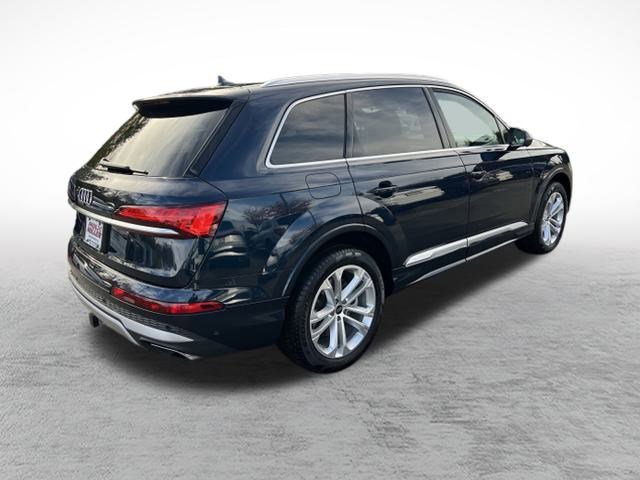Certified 2025 Audi Q7 2.0T Premium Plus image 6