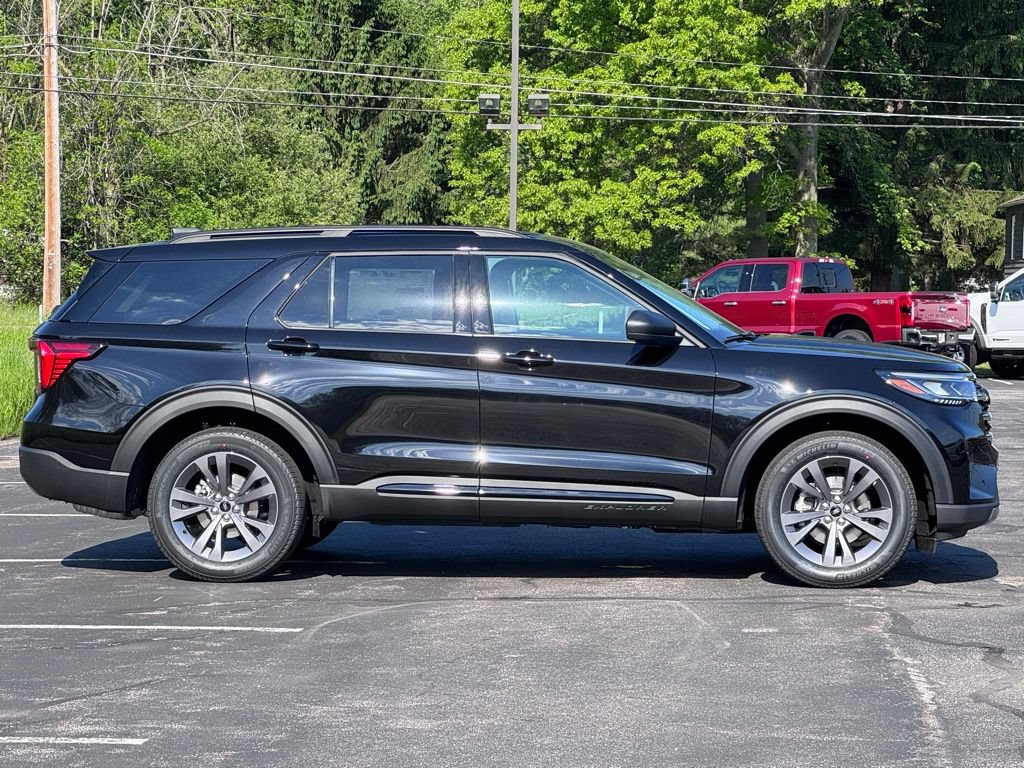 New 2026 Ford Explorer Active w/ Active Comfort Package AWD/4WD image 7