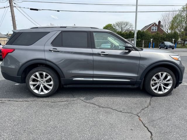 Used 2023 Ford Explorer Platinum w/ Premium Technology Package image 6