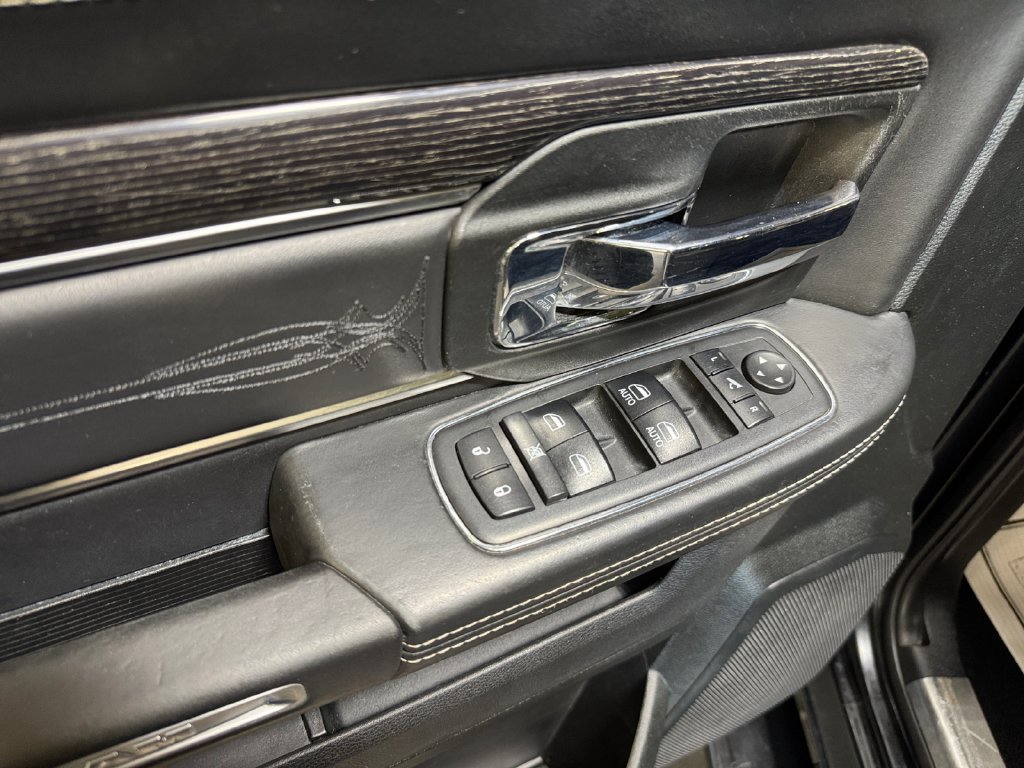 Used 2018 RAM 1500 Limited AWD/4WD image 14
