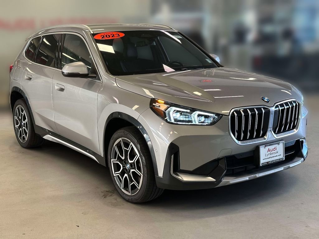 Used 2023 BMW X1 xDrive28i w/ Convenience Package AWD/4WD image 3