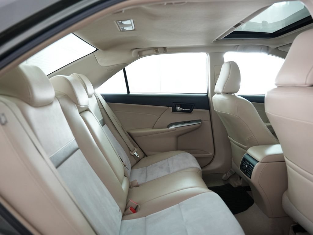Used 2013 Toyota Camry XLE w/ Leather Pkg FWD image 42