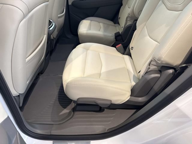 Certified 2024 Cadillac XT6 Premium Luxury w/ LPO, Floor Liner Package AWD/4WD image 29