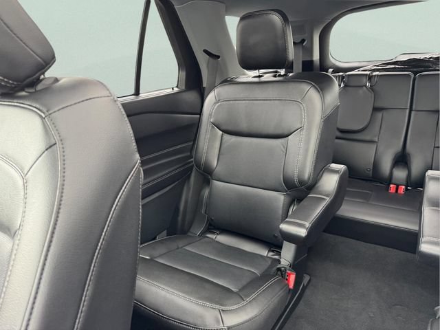 Used 2023 Ford Explorer Limited w/ Limited Technology Package AWD/4WD image 16