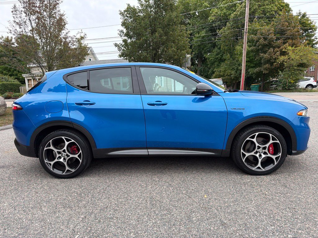 Used 2024 Alfa Romeo Tonale Veloce AWD/4WD image 8