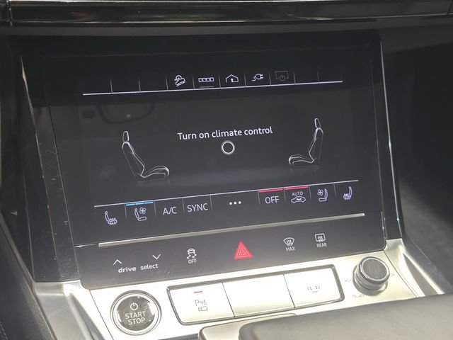 Used 2021 Audi e-tron Premium Plus w/ Premium Plus Package AWD/4WD image 19