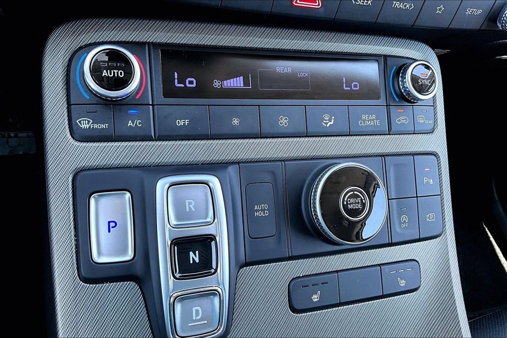 Used 2024 Hyundai Palisade SEL FWD image 31