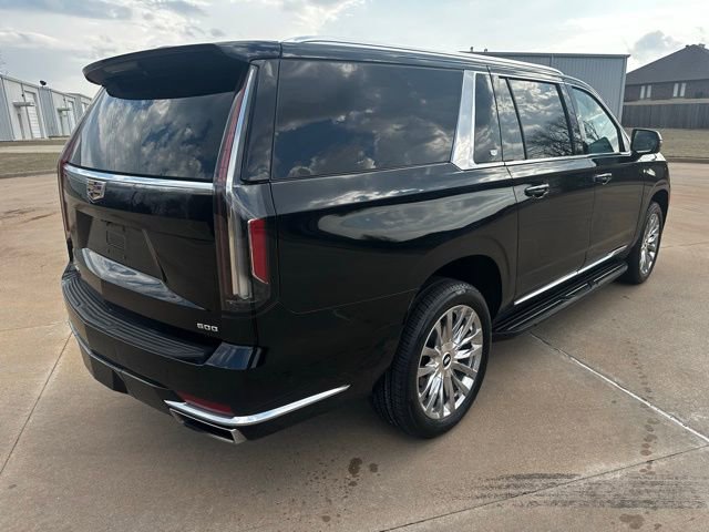 Used 2023 Cadillac Escalade ESV Premium Luxury AWD/4WD image 5