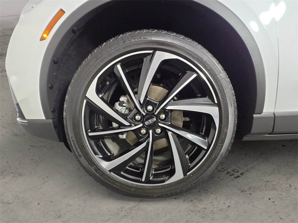 Used 2024 Lincoln Corsair Reserve w/ Equipment Group 201A image 14