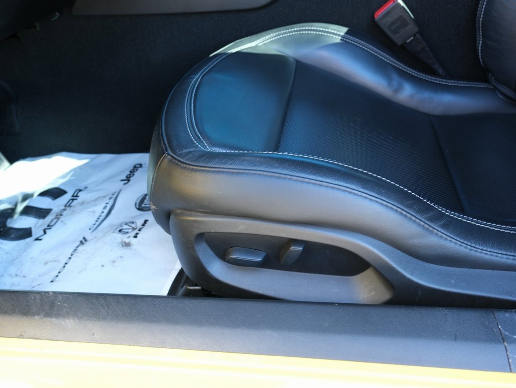 Used 2019 Chevrolet Corvette Grand Sport w/ Carbon Flash Badge Package image 27