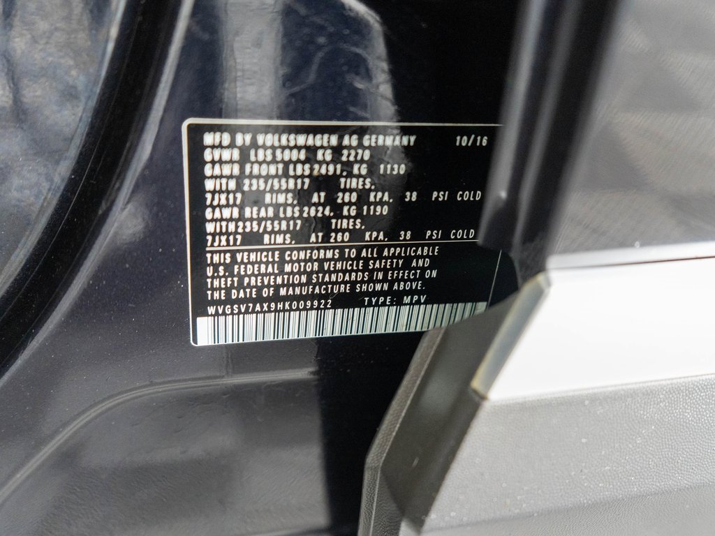 Used 2017 Volkswagen Tiguan Wolfsburg Edition image 34