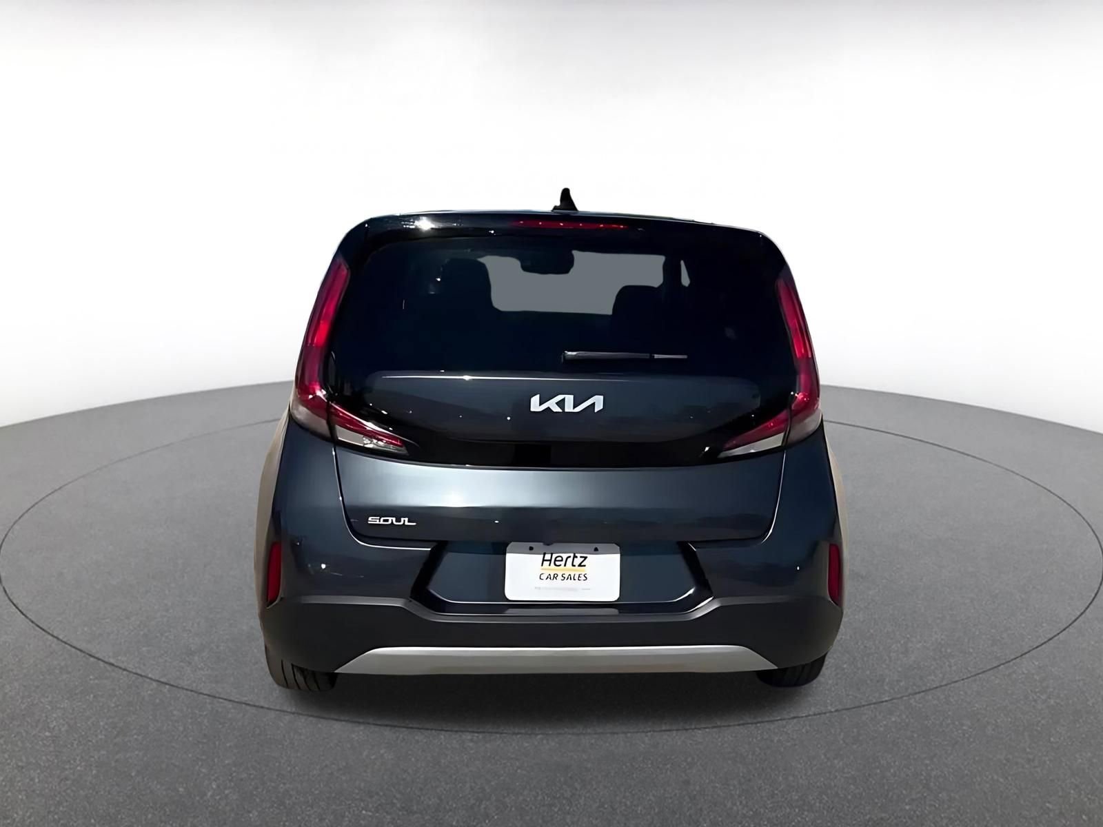 Used 2024 Kia Soul LX w/ Option Group 015 FWD image 11
