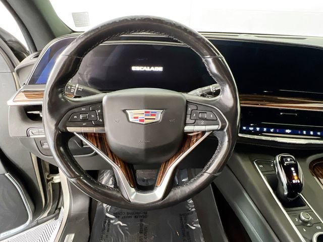 Used 2022 Cadillac Escalade Luxury w/ LPO, Floor Liner Package AWD/4WD image 8