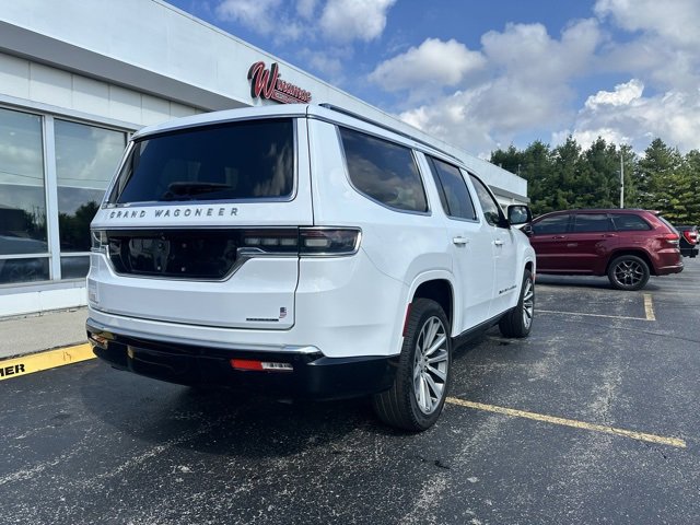 Used 2023 Jeep Grand Wagoneer Series II image 10