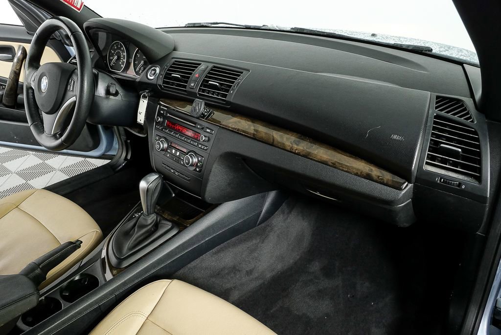 Used 2011 BMW 128i Convertible image 19