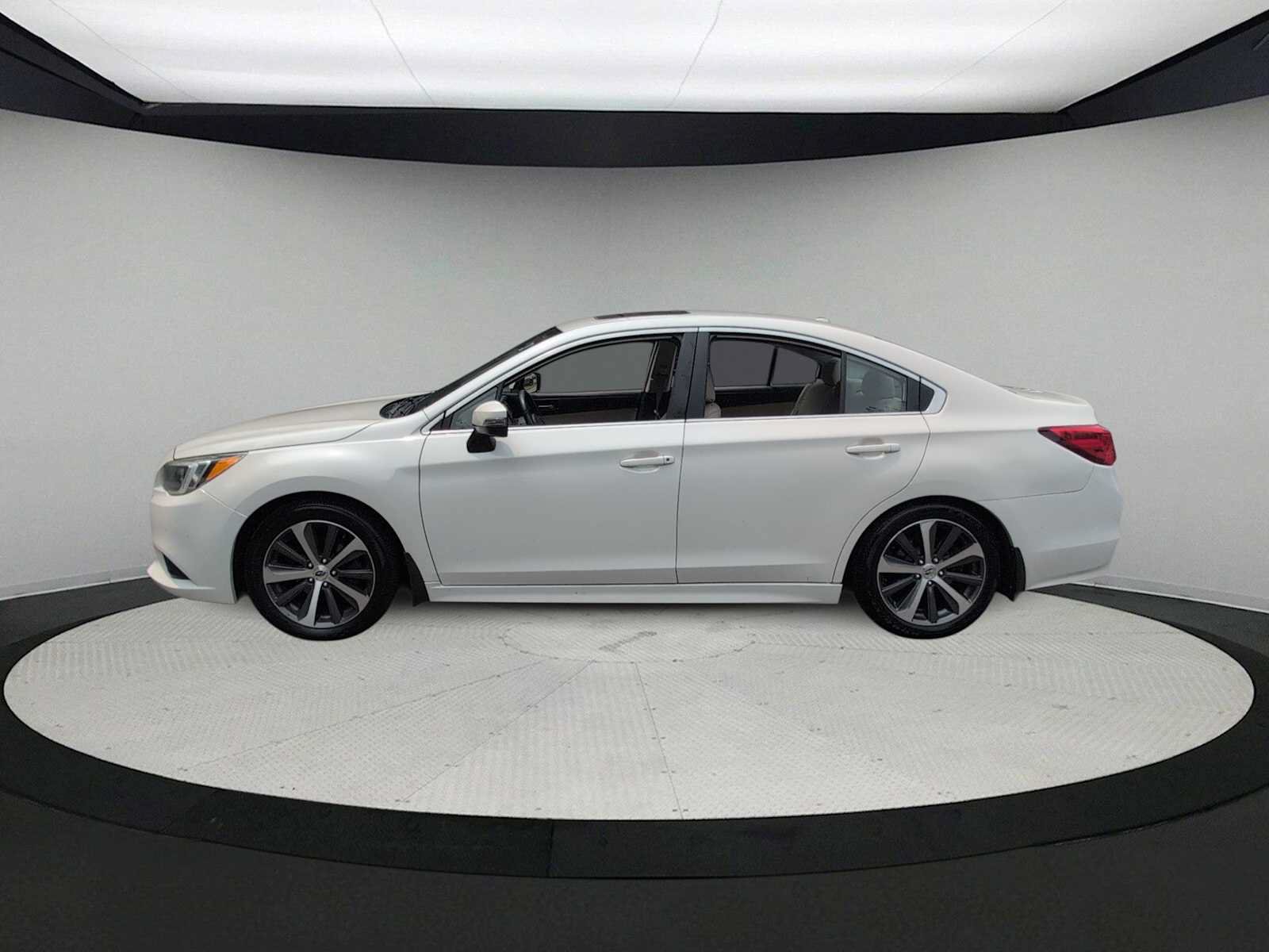 Used 2015 Subaru Legacy 2.5i Limited AWD/4WD image 5