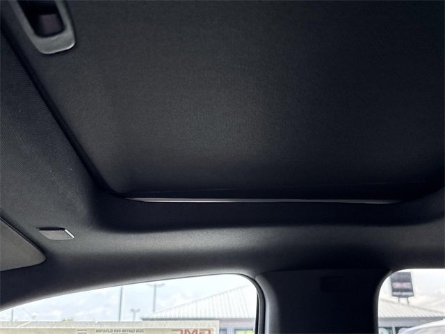 New 2026 GMC Canyon Elevation w/ Convenience Package image 14