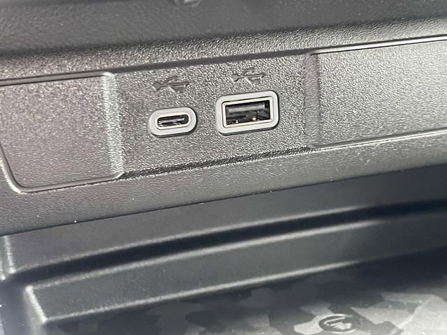 New 2025 Chevrolet Colorado LT w/ LT Convenience Package image 11