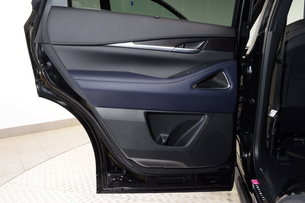 New 2026 INFINITI QX60 Sport w/ Dark Cargo Package image 29