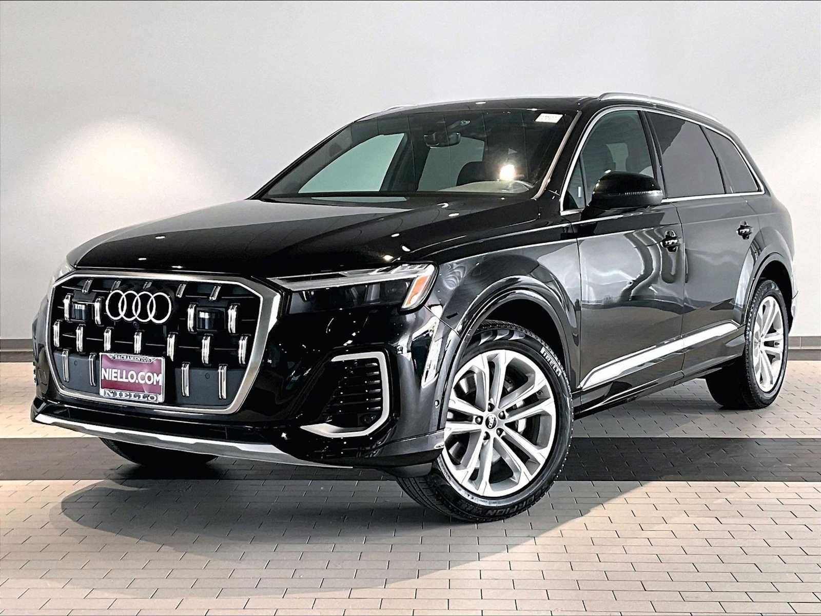 Used 2025 Audi Q7 3.0T Premium Plus