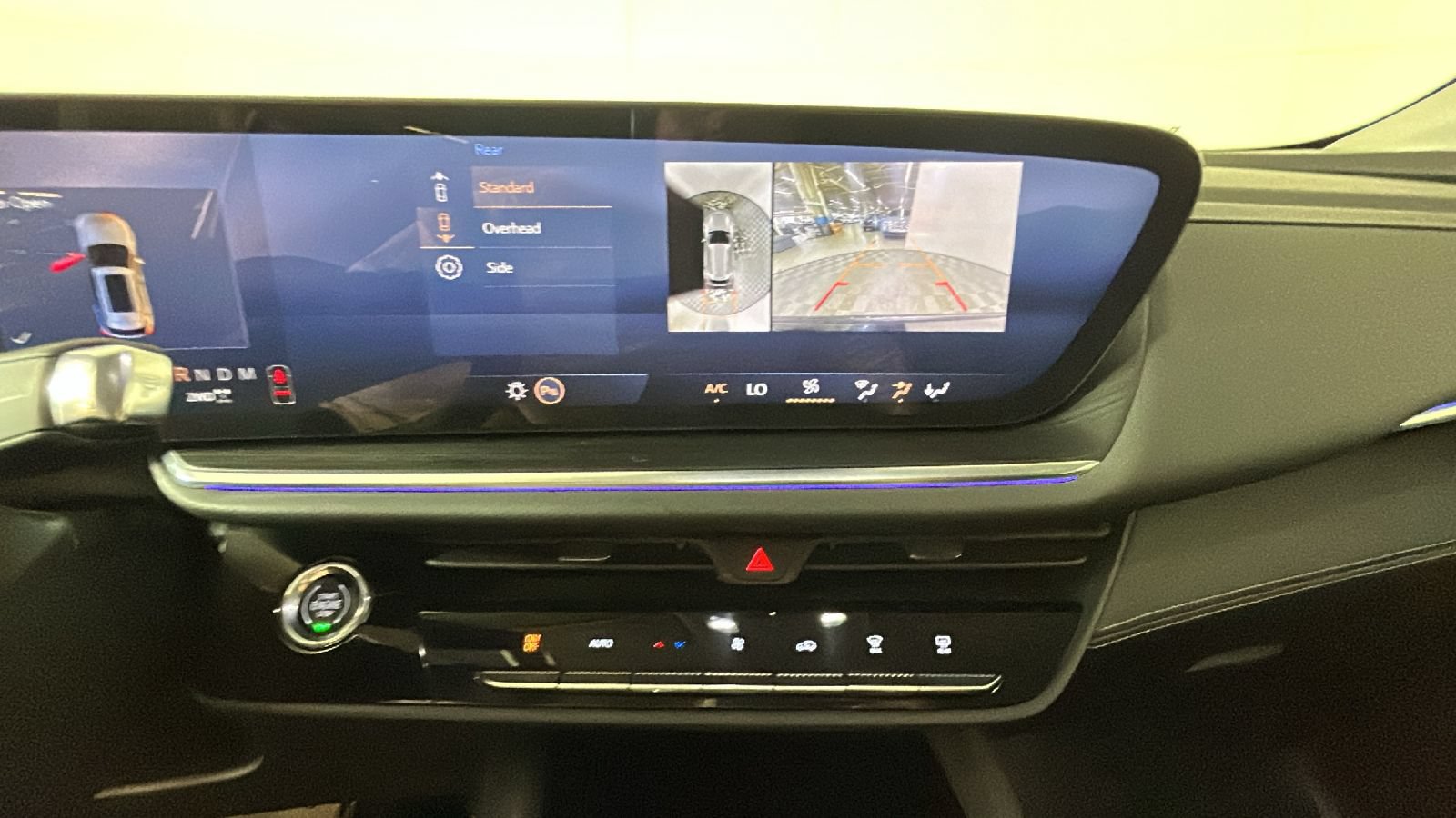 Used 2025 Buick Envision Preferred AWD/4WD image 26