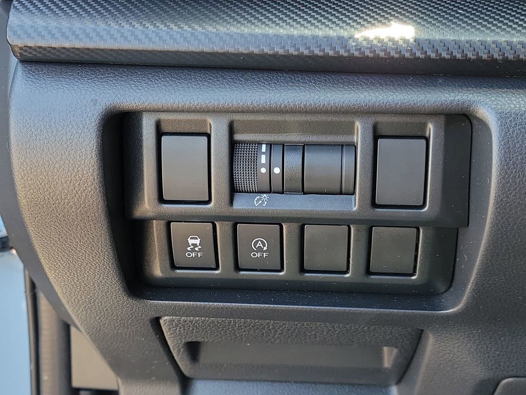 Certified 2023 Subaru Crosstrek 2.0i Premium AWD/4WD image 32