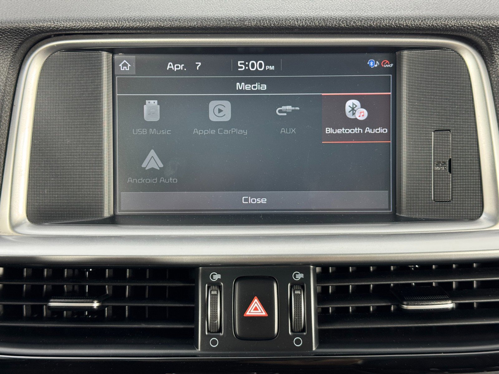 Used 2020 Kia Optima Premium image 26