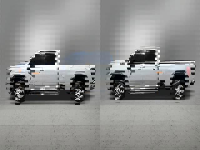 Used 2023 GMC Sierra 3500 SLE w/ SLE Value Package image 2