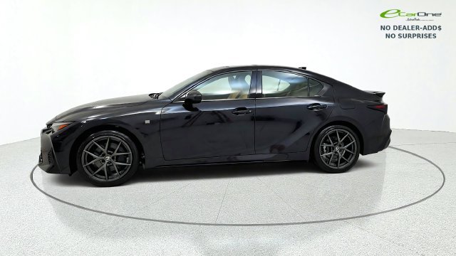 Used 2026 Lexus IS 350 F Sport w/ Accessory Package Z1 RWD image 4