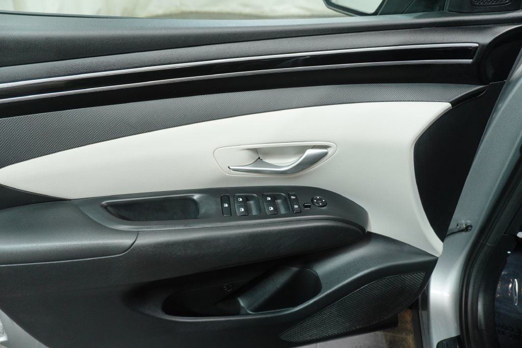 Used 2024 Hyundai Tucson SE AWD/4WD image 19
