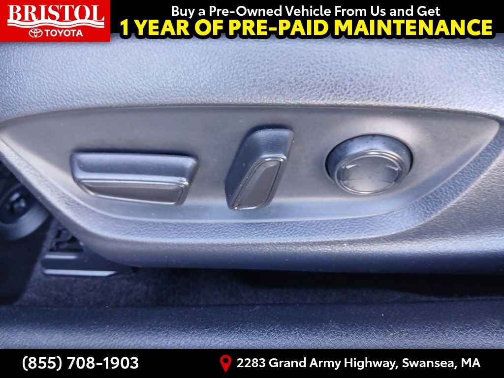 Used 2019 Toyota Camry LE image 18